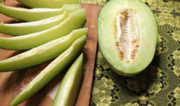 最新吃瓜爆料都有谁吃过,盘点那些曾“尝鲜”的明星大腕